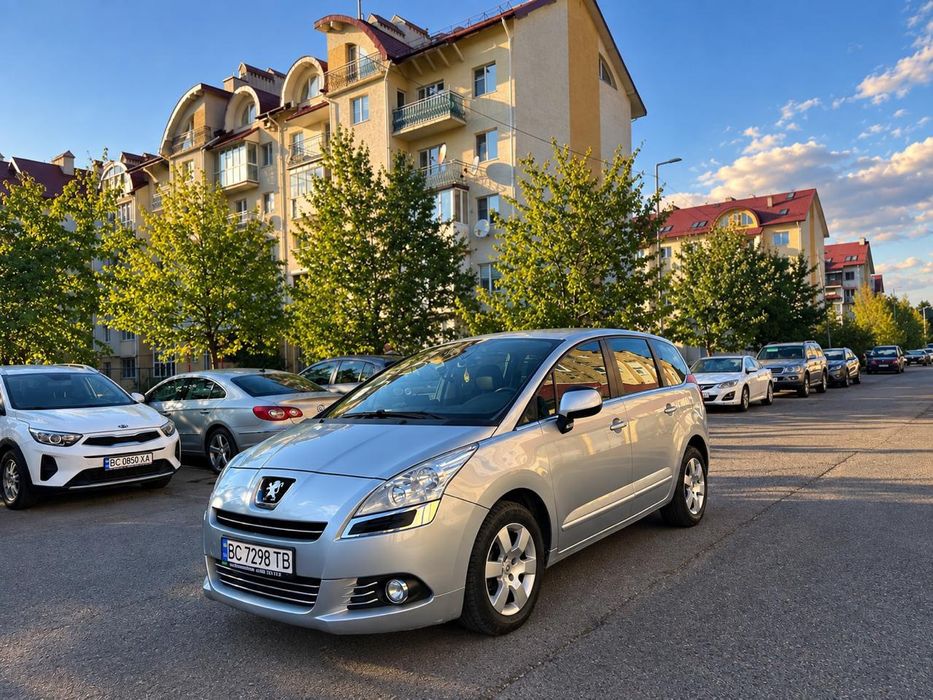 Пежо 5008 Дизель Автомат 7 місць