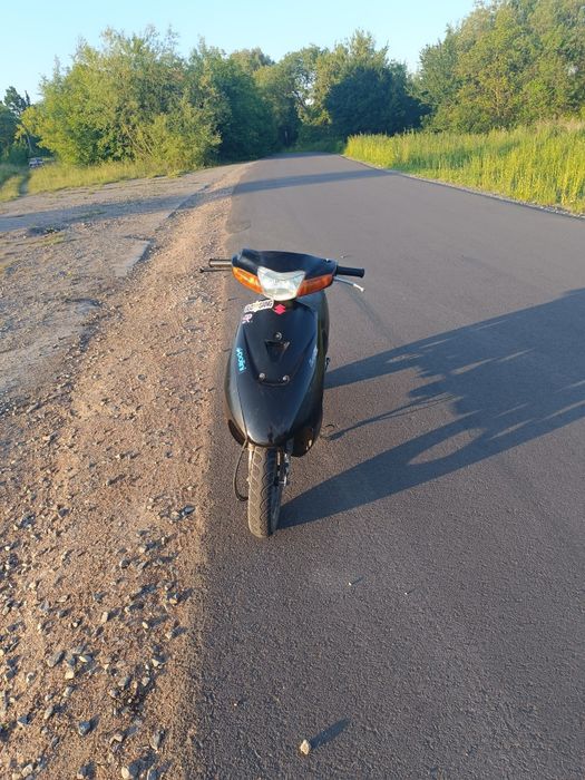 Suzuki lets 3 скутер