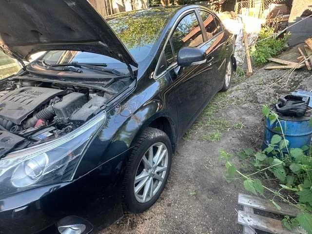 Toyota Avensis 2012 АКПП можливий Обмін