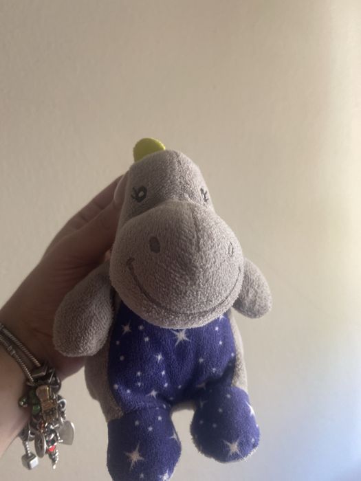 Vendo peluches para crianças