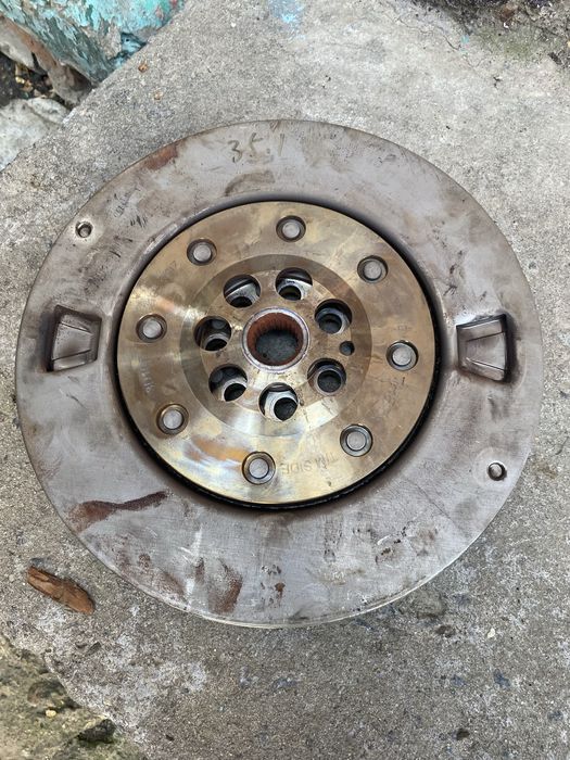 Маховик 451003D100