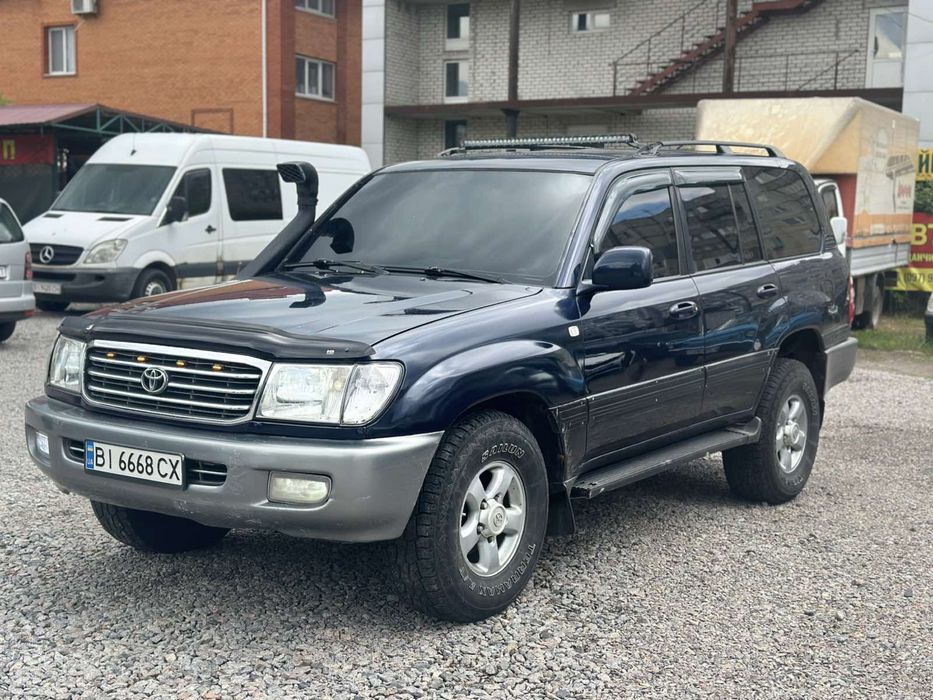 Toyota Land Cruiser 100 4,7 газ бензин