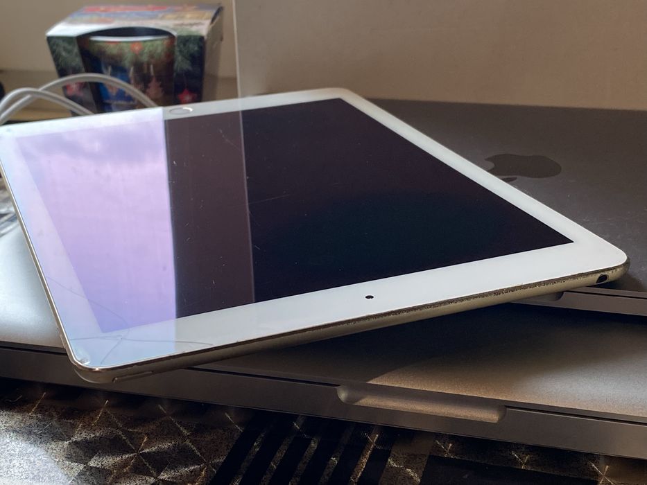 IPad Air 2 64gb, акб 100