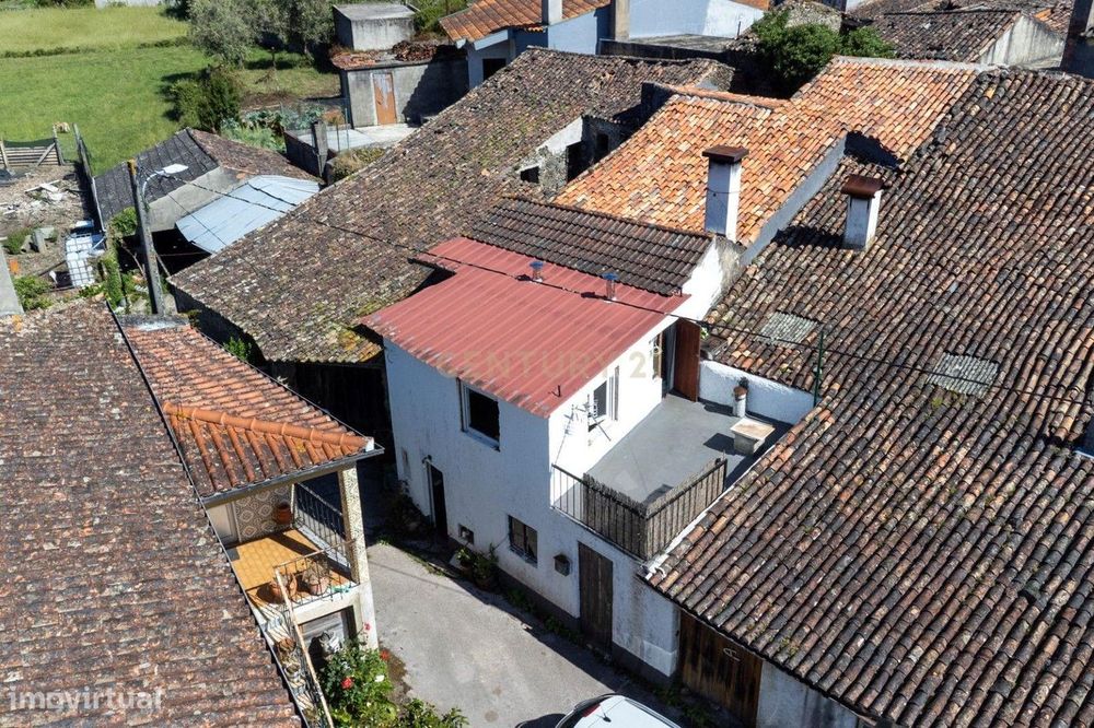 Moradia em Prilhão, Lousã com 3 quartos e grande potencial