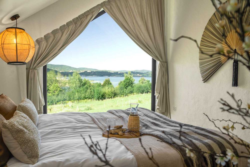 Domek z prywatną balią i widokiem na jezioro