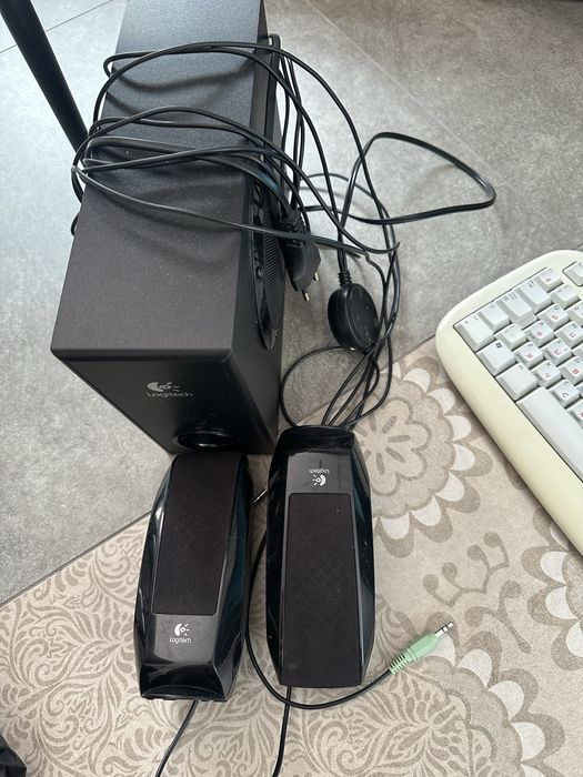 Компʼютер з монітором, готовий ПК