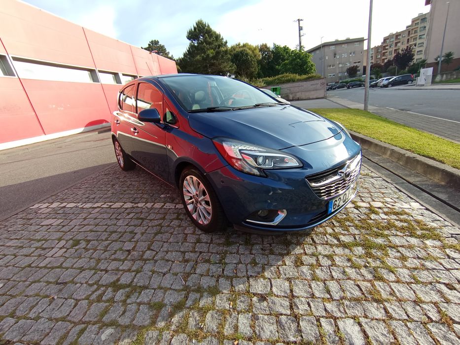 Opel corsa 1.0T cosmos (Trato de financiamento)