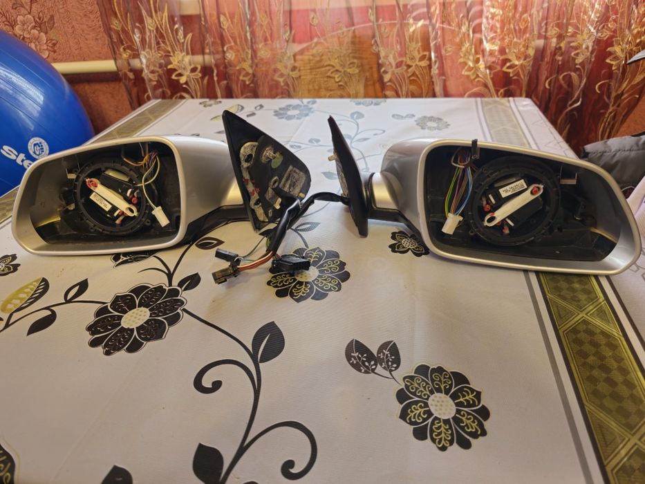 Дзеркала Skoda Octavia A5 ліве та праве