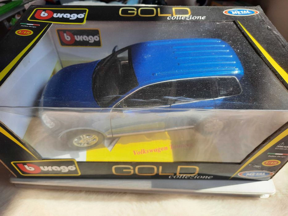 Volkswagen Touareg - 1/18 Bburago