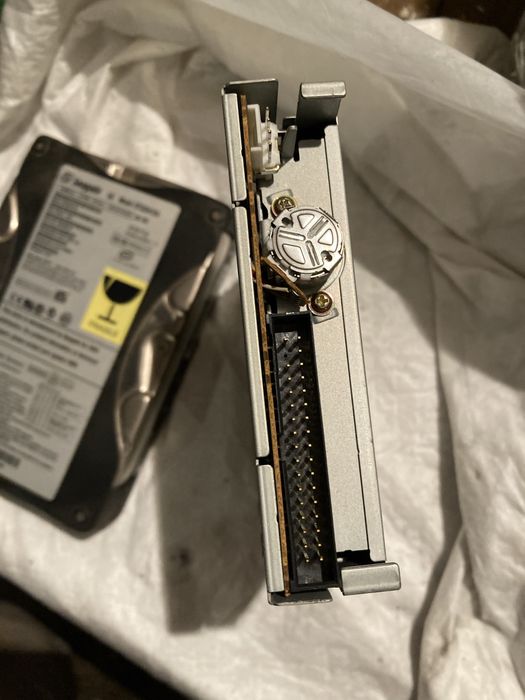 Жесткий диск запчасти