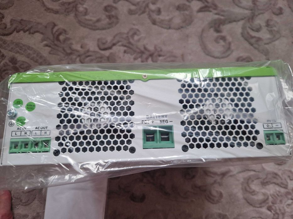 Гібридний інвертор Qoltrc 1.5 kW 100A 12V