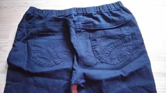 Spodnie jeansowe rurki czarne 40/42 Dunnes