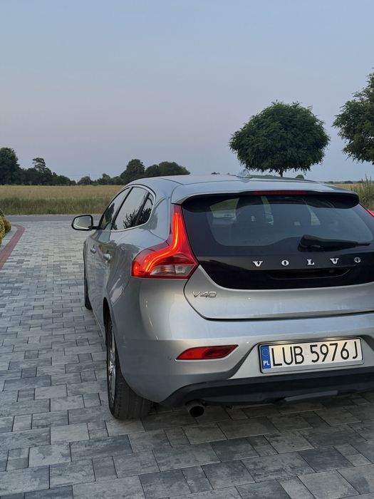 Sprzedam Volvo v40