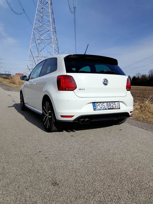 Volkswagena Polo GTI 1.8 TSI badzo zadbane niski przebiek