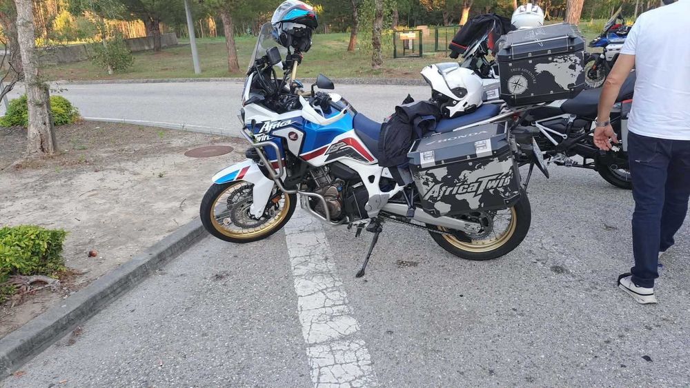 Africa twin adventure sports (versão 30 anos )