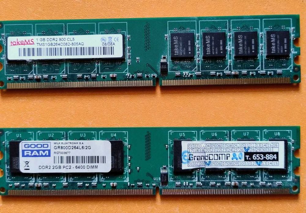 Комплект MB GIGABYTE GA-MA74GM-S2H + процесор AMD Athlon 64 X2 5200 з кулером + 2 планки ОЗУ