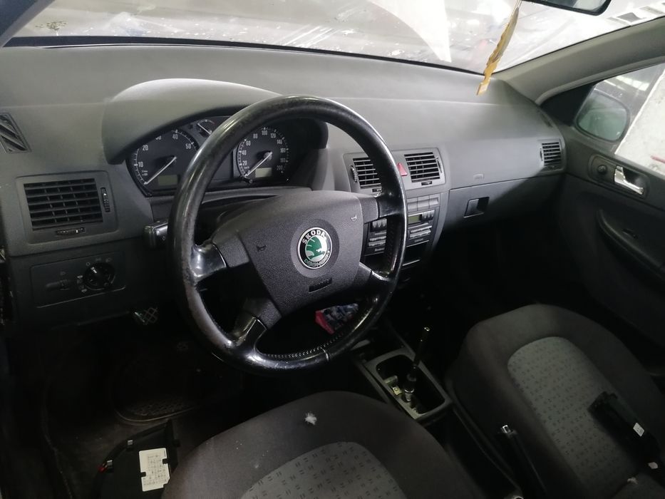 Skoda fabia todas as peças destas viaturas 2001 /2002