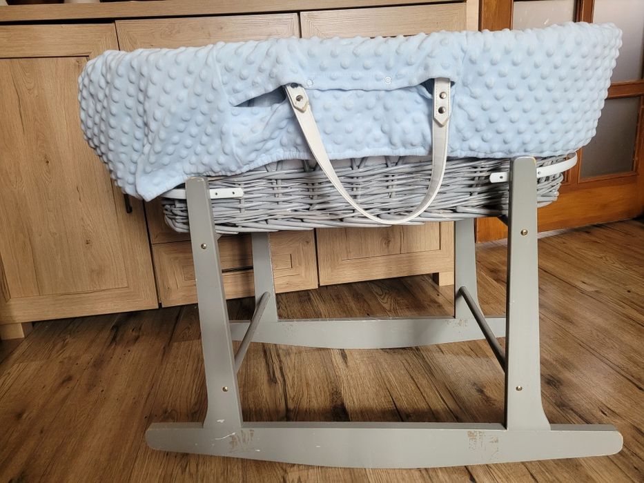 Kołyska niemowlęca