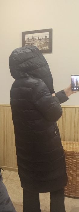 Зимовий теплий пуховик