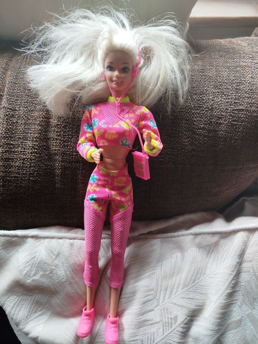 Boneca Barbie modelo ginasta