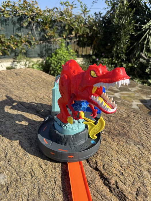 Hot Wheels T Rex