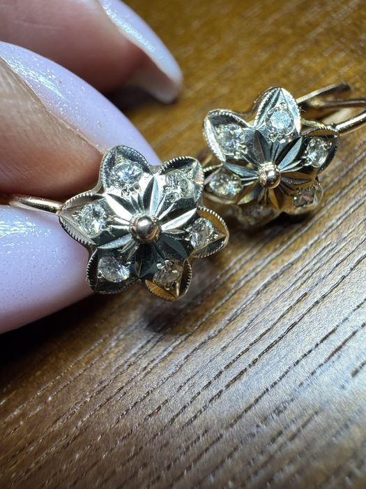 Золотые серьги с бриллиантами кольца  585 ссср золото