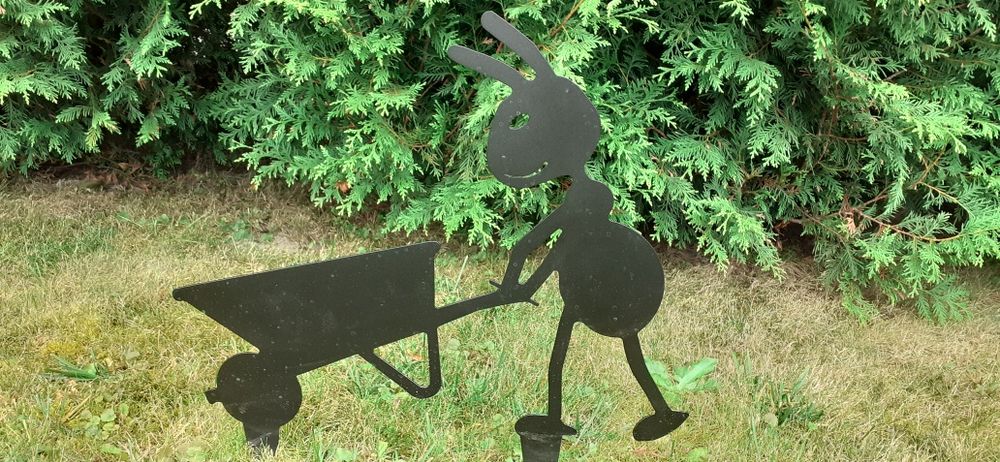 mrówka-dekoracja do ogrodu