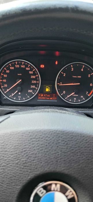 BMW E91 318i 2008 Manual