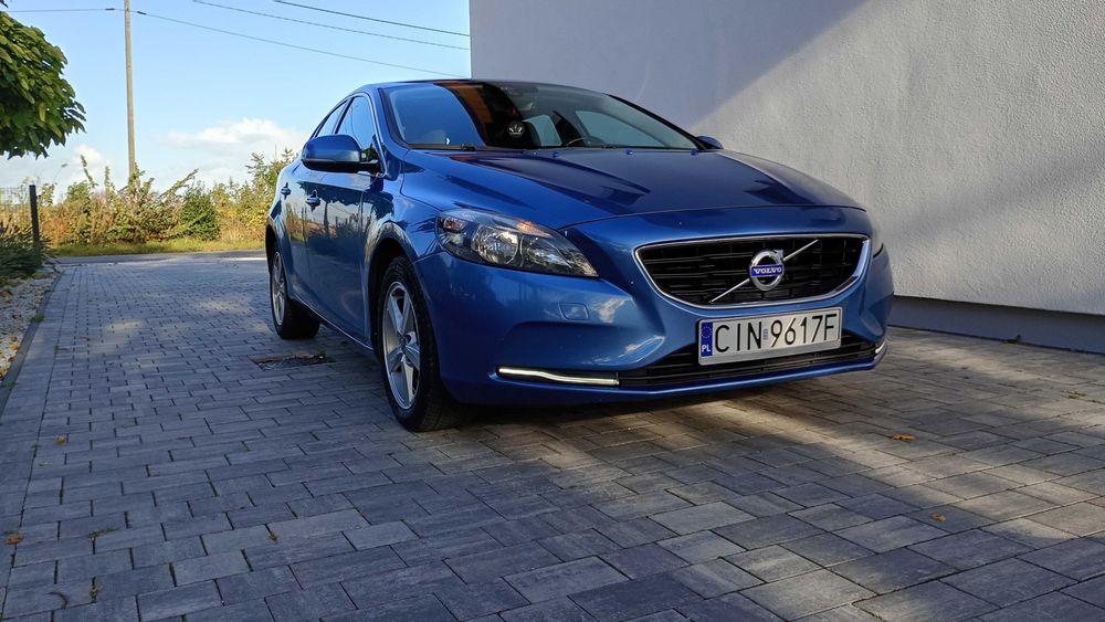Volvo V40
