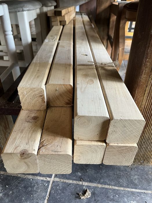 Barrotes madeira novos.