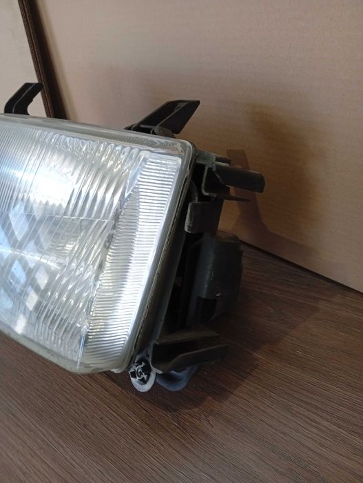 Lampa lewa przednia Volkswagen T4