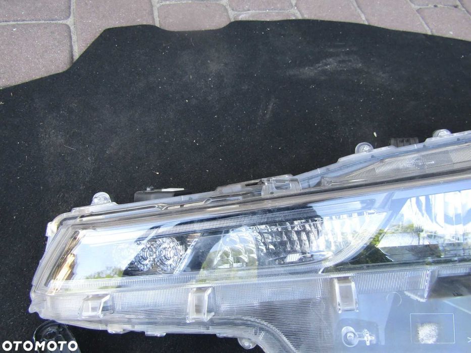 Lampy Lewa Prawa Przód Led Toyota Corolla E21 19 26R