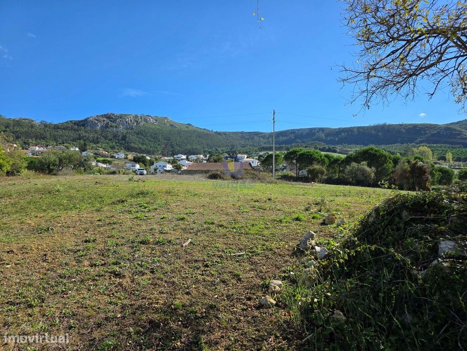 Viabilidade de construção de 5.253m2 em 12.000m2 de terreno - em Cadav