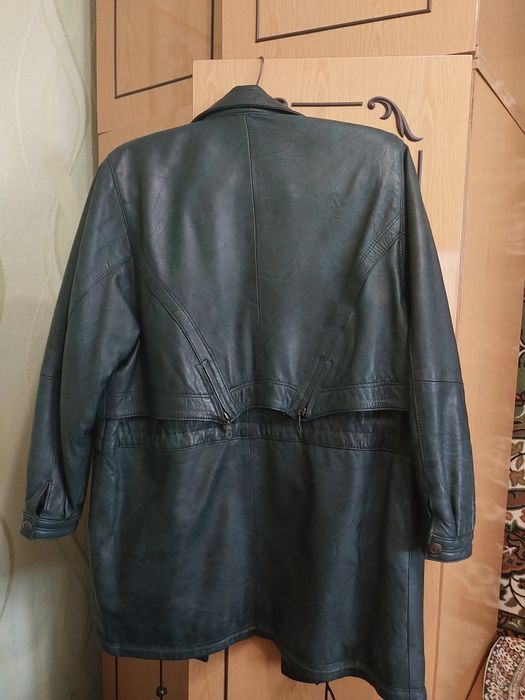 Куртка шкіряна жіноча