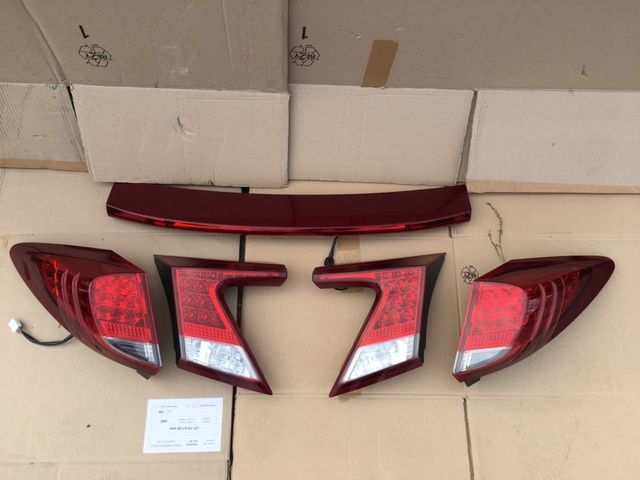 Honda Civic IX 2012- Lampy Tył