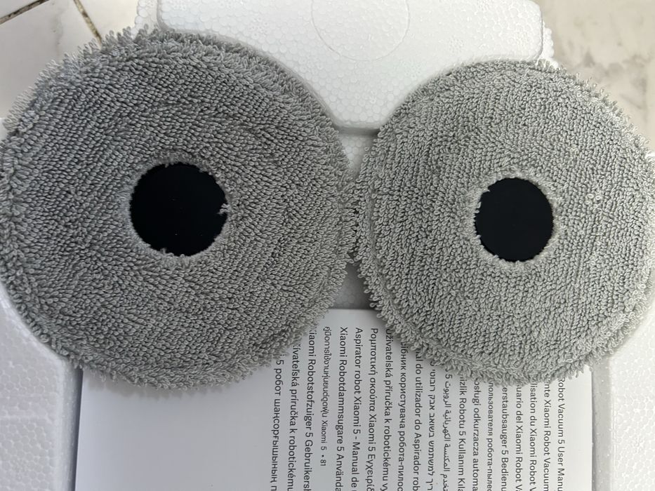 Робот полосос Xiaomi Robot vacuum 5  новий