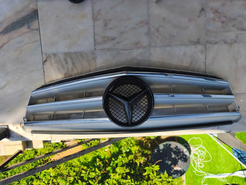 Grelhas Frente Mercedes W204 Statiom