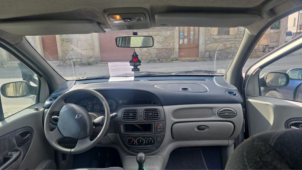 Renault  scenic 1.9 dci