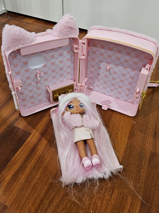 Mochila casinha com boneca