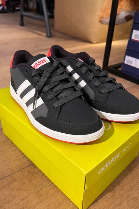 Buty adidas Hoops K – nowe z metką
