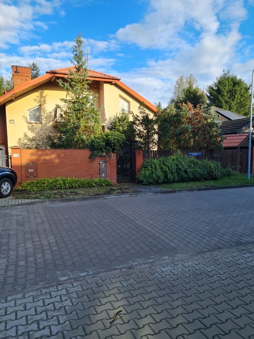 Dom wolnostojący na małej działce