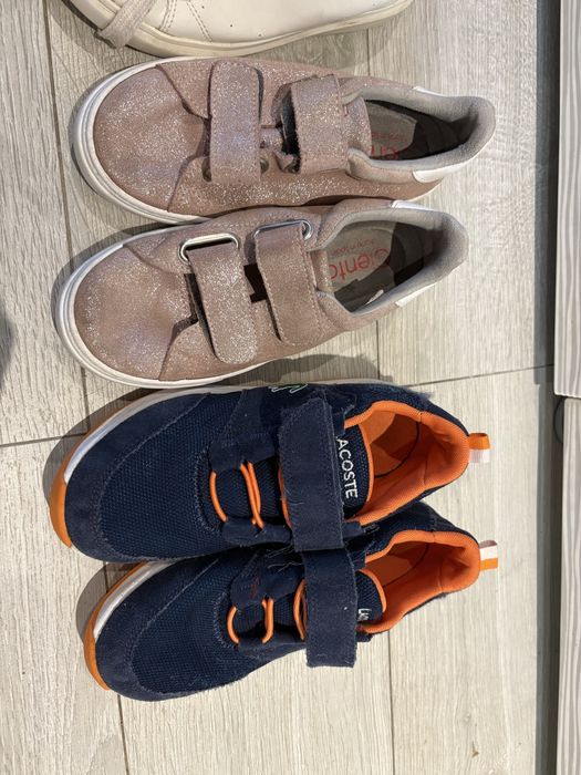 4 pares sapatilhas menina, em bom estado. 33 e 34
