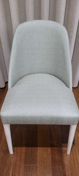 Conjunto 6 cadeiras estofadas completamente novas