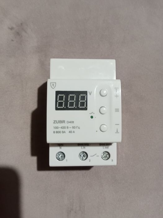 Реле напруги ZUBR D40f