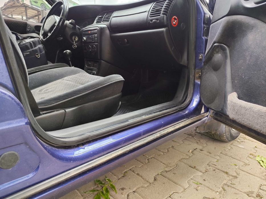 Опель Вектра В 1997