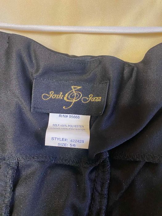 Вечірня святкова коктейльна сукня