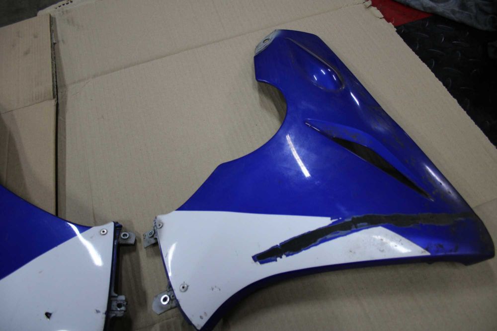 Lewa Prawa Owiewka Boczek Pług Plastik Honda CBR 125 JC39 07-10
