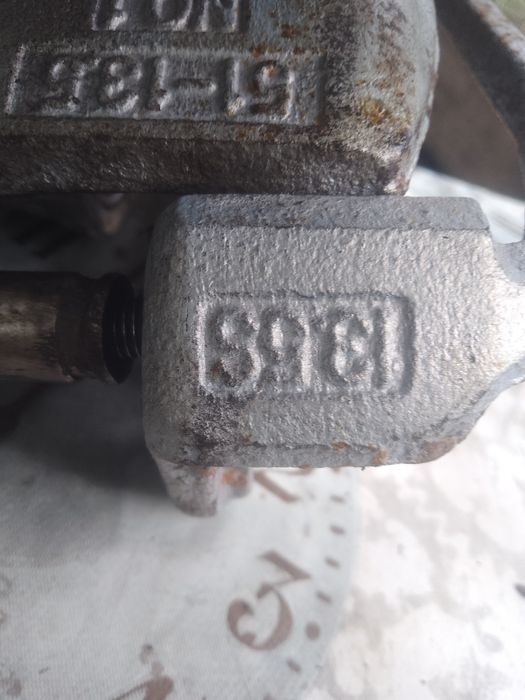 Toyota передние суппорта