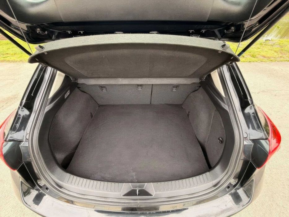 Mazda 3      2016