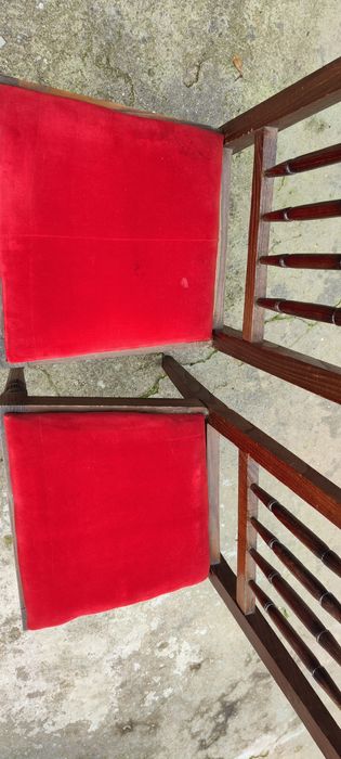 Cadeiras para restaurar